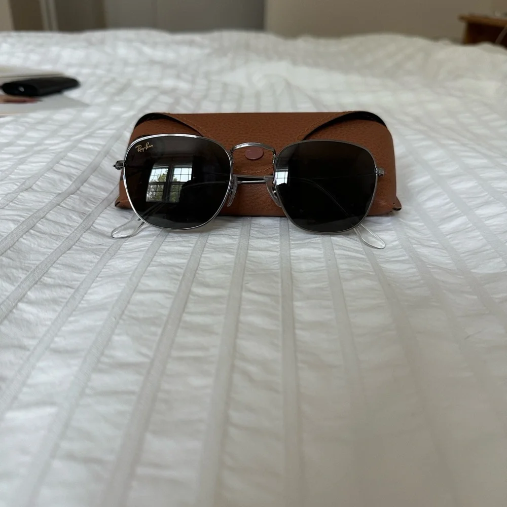 Ray-Ban Unisex 5120 Sunglasses - Picture 1 of 6